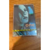 全新有包膜-收藏錄音帶-楊乃文 one 卡帶  1997年發行 魔岩唱片 星星堆滿天 你就是吃定我