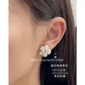 在途貨 年後接單 VIP SELL 全新正品 CHANEL 早春系列 26P ABH302 金與白 山茶花 針式耳環