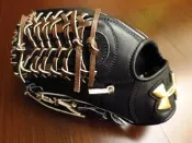 {圓圓小舖}全新日製硬式日本製UA UNDER ARMOUR 棒壘球手套外野手套糸井嘉男式樣棒球手套反手左投左撇子用黑色