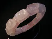 【采鑫坊】AA級天然粉水晶手鍊~粉晶手鍊招財進寶元寶款《免運費.免郵資》~
