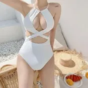 【好貨】超辣泳衣性感露胸美背連身式泳裝遮肚顯瘦海邊飯店渡假溫泉泡湯網美ig拍照F52路添是級全臺最