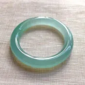 協貿國際日用品生活館 翡翠伴生冰種水沫玉手鐲圓條藍水漂花玉鐲扁環藍花石英巖新款全新