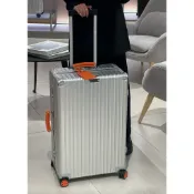 近全新 RIMOWA Classic Check-In L（顏色可選）30吋 訂製款 登機箱 97373004