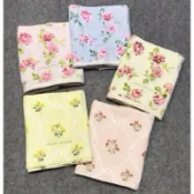 日本內野《LAURA ASHLEY》割絨毛圈/紗布無捻紗浴巾。長寬約60x120。純棉柔軟吸水。沐浴擦拭推薦尺寸。
