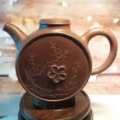 ‌🍵宜興紫砂 82小品 月中梅壺🍵出水單孔 約85cc 紫泥 底款：小順 早期壺 宜興壺 紫砂壺 茶壺 茶具 泡茶利器