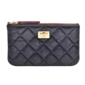 CHANEL 經典2.55菱格紋質感小牛皮金屬轉釦造型釦一字拉鍊零錢包(黑X紅)