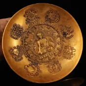 協貿國際日用品生活12館 藏傳純銅銅盤銅鎏金吉祥八寶釋迦牟尼佛像觀賞盤居家佛堂供盤擺件