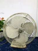 建國後期五六十年代！美國奇異GE古董電風扇！鐵制機殼！鋁制扇葉！兩檔調速！搖頭正常！風扇上(2)