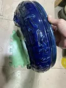 石灣窯藍釉鼓釘盆，釉色深邃漂亮，做工細，盆身有