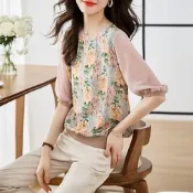 【LANNI 藍尼】現+預 撞色碎花拼接休閒上衣(上衣/女裝/T恤/休閒/百搭)