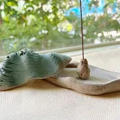 山雨林薰香台  小山