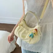 喜挖2店 2025新款時尚單肩斜後背包女褶皺感抽繩休閒小包手機包小挎包餃子包