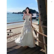 小眾輕奢吊帶連身裙女 海邊度假荷葉邊氣質高級感魚尾長裙 吊帶連身裙 荷葉邊魚尾裙 輕奢長裙 洋裝
