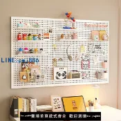 便宜有好貨 【物美價廉】三夢書桌洞洞板置物架墻上收納學習宿舍墻面造型金屬沖孔板展示架