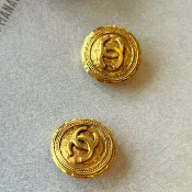 CHANEL 香奈兒中古 80s 經典浮雕雙 C 編織紋麥穗邊金色夾式耳環