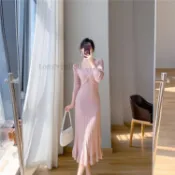 Vanta｜法式針織洋裝 慵懶感連身裙 配大衣長款毛衣裙女溫柔風條魚尾裙長袖打底針織連衣裙秋冬內搭A 0901