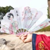 🏆臺灣熱銷🏆 扇子折扇風舞蹈扇兒童女漢服古風塑料小扇子學生夏季隨身便攜 JNWT