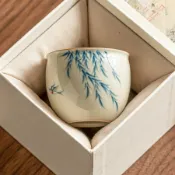 全球選品1館 生活百貨 暖鶯新柳手繪茶杯陶瓷小杯子家用草木灰茶具主人杯單杯水缸杯