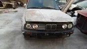 Ｅ３０零件車ＢＭＷ全車零件拆賣＜材料車．＞全車都拆