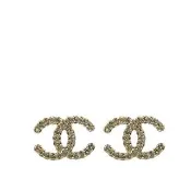 【CHANEL 香奈兒】CC Logo 水鑽中款針式耳環(金色)
