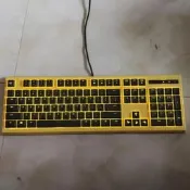 Razer雷蛇薩諾狼蛛皮卡丘聯名款有線遊戲電競RGB幻彩機械鍵盤