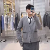 【ASCE精品代購】新款優惠 Thom Browne 四線深灰針織開衫 外套 TB