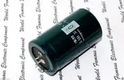 NICHICON GU 560uF 450V 牛角型 立式 電解電容