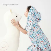 GP石墨烯 [現貨。免運] 海灘毛巾衣/海灘浴巾/衝浪禦寒服/連帽罩衫/石墨烯斗篷毛巾衣(大人款)-街頭風《石墨烯毛巾衣浴袍系列》
