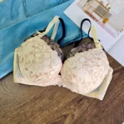 曼黛瑪璉【C罩杯34/75內衣】唯曼黛刺繡蕾絲 提托 集中包覆 瑪登瑪朵 台灣品牌(現貨)
