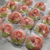 嘉義［蔡家手作Q包子饅頭]紅麴養生小壽桃（有葉子款）