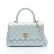 【DOKODEMO】【二手】香奈兒 (Chanel) 手提包，Coco Handle 手柄，翻蓋，絎縫，金屬色，A92990，金屬淺藍色，魚子醬紋小牛皮，Coco Handle 手柄，絎縫，兩用鏈條肩背包
