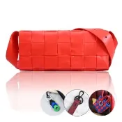【BOTTEGA VENETA 寶緹嘉】Cassette 經典手工編織寬背帶方包翻蓋方包斜背包(紅)