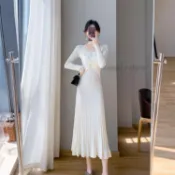Vanta｜法式針織洋裝 氣質優雅 連身裙 配大衣長款毛衣裙女溫柔風條魚尾裙長袖打底針織連衣裙秋冬內搭A 0904