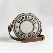 美國百分百【全新真品】Burberry 斜背包 帆布包 手拿包 皮革 圓形包 Louise 女包 logo 白 CB83 女神手袋