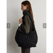 H&M HM COS 全新正版 大雲朵包雲朵包 流浪包OVERSIZED 绗缝包 空氣包 超大款 斜背包 媽媽包 肩背包