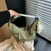 喜挖2店 上班通勤百搭洋氣餃子包女個性休閒小眾設計逛街外出學生斜後背包
