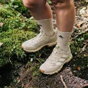 【adidas 愛迪達】TERREX ROCKADIA 登山鞋 女鞋 KZ9168