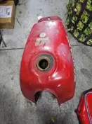 飛狼125中古良品油箱 內部沒有生鏽，無凹