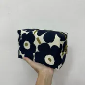 芬蘭Marimekko 專櫃正品布 手作化妝包日本mini unikko限定布料 深藍花金蕊 玉米拉鍊 聖誕節
