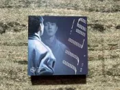 林俊傑專輯簽名CD 和自己對話 CD 盤面全新 特價僅此一張  這個樂迷寄售簽名存疑 有需要的朋友就下單 特價僅此一張