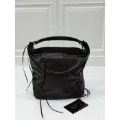 《仙闆名牌精品 》 BALENCIAGA 巴黎世家 THE DAY HOBO 黑色 機車包 側背包 肩背包 手提包