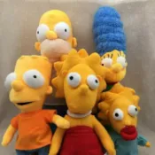 大玩家專營店 辛普森一家毛絨玩具阿森The Simpsons公仔娃娃玩偶生日禮物 玩偶/生日/情人/聖誕禮物/毛絨娃娃/抱枕娃娃
