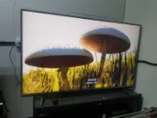 瑕疵中間有線條  LG 60UH615T-DB 60吋液晶電視 4K液晶電視 8882 555