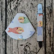 吉普手作 奶嘴套/防塵套/收納袋(本商品有奶嘴套+奶嘴鏈)(韓布貓咪雕魚燒)