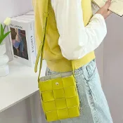 MoonDy 韓國包包 小側背包 旅行小包 編織包包 女生斜背包 側背包 手機小包 韓國小包 可愛小包包 側背小方包 小方包 420