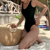 Choco Shop 摯熱誘惑 大挖背一件式連身泳衣泳裝(黑色) S-XL