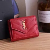 YSL Saint Laurent MONOGRAM V型車線魚子醬牛皮三折小短夾(紅/金)