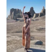 臺灣出貨 ✨     高級感掛脖露背長洋裝 V 領收腰 A 字仙裙 沙漠旅拍海邊渡假 伴娘小禮服