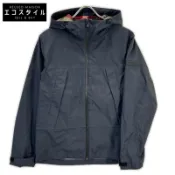 【DOKODEMO】Black Label Crestbridge 黑色尼龍登山派克大衣，附格子襯裡（M 碼）[二手]