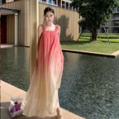 大麥漸變粉色海边洋装 度假长洋裝 大尺碼渡假風长裙子 旅游性感吊帶長裙 雪纺連身裙 度假拍照高級感沙灘裙連衣裙長裙子
